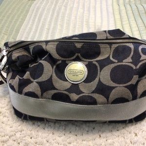 COACH BAG NAVY AND SILVER